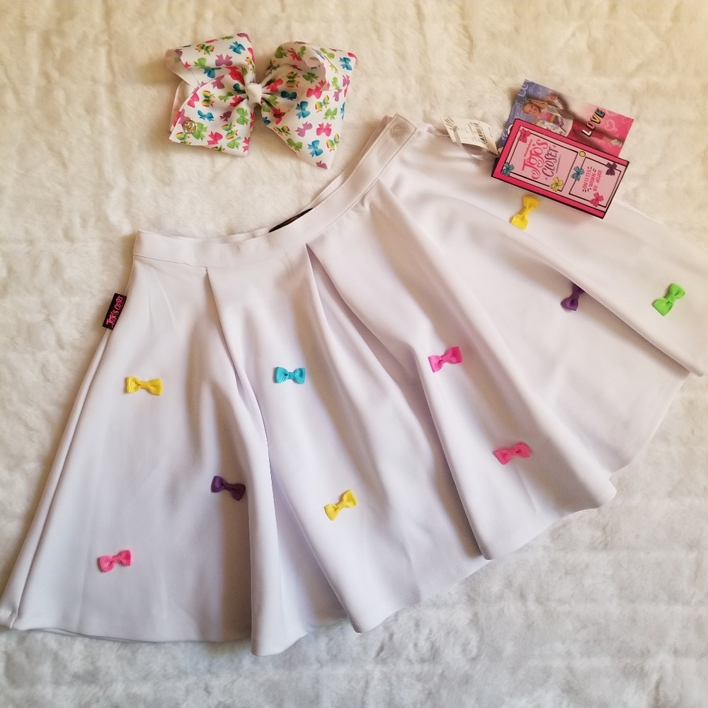 Jojo Siwa Pleated Bow Skirt